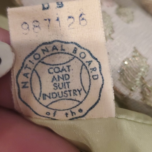 Vintage Short Cropped Jacket - Picture 9 of 10